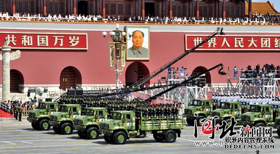來(lái)自石家莊的勝利日閱兵壓軸方隊：作為中國女兵我很驕傲